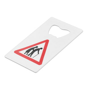 CAUTION Personnes ÂGÉES - VOYAGE UK