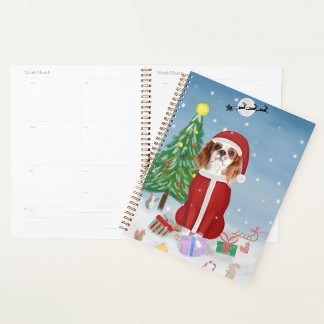 Cavalier King Chien dans la neige avec des cadeaux (Devant avec enveloppe)