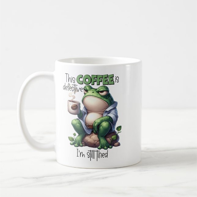 "Ce café est défectueux" Grenouille Grumpy Mug (Gauche)