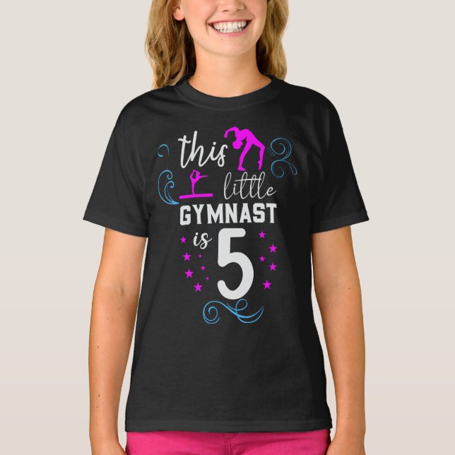 Ce petit gymnaste a 5 ans T-Shirt (Devant)