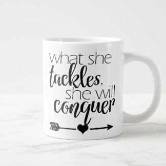 Ce qu'elle s'attaque, elle va conquérir - Mug