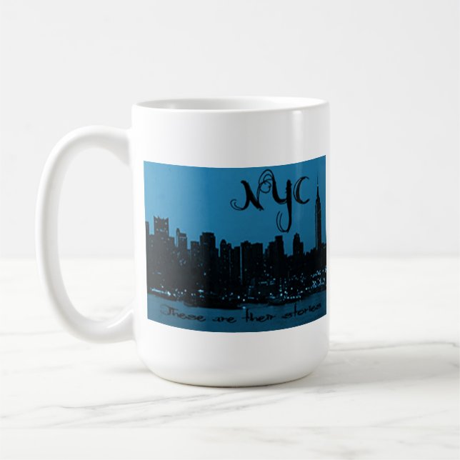 Ce sont leur tasse NYC d'histoires (Gauche)