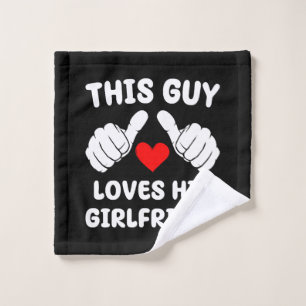 Ce type aime sa copine