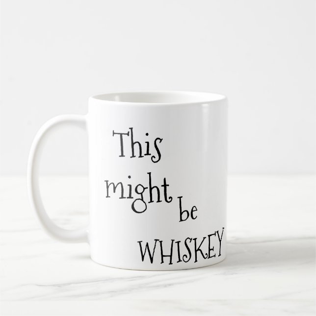 Ceci pourrait être tasse de café de whiskey (Gauche)