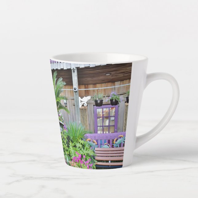 Cèdre Clé Patio Latte Mug (Droite)