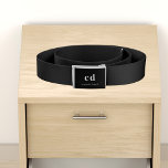 Ceinture Noir blanc monogramme initialise le nom minimalist<br><div class="desc">Un arrière - plan noir classique et chic. Personnalisez et ajoutez vos initiales monographiques et votre nom. Moderne,  tendance et simple.</div>