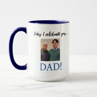 Célébrer Papa Mug
