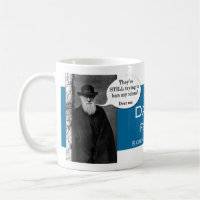 Célébrez la tasse de café de jour de Darwin