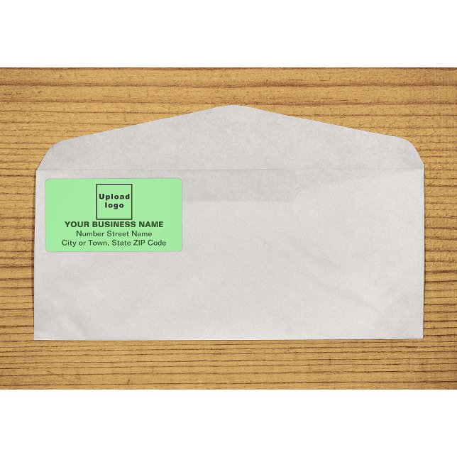 Centre aligné Business Light Green Étiquette d'exp (Center aligned business light green shipping label on envelope)