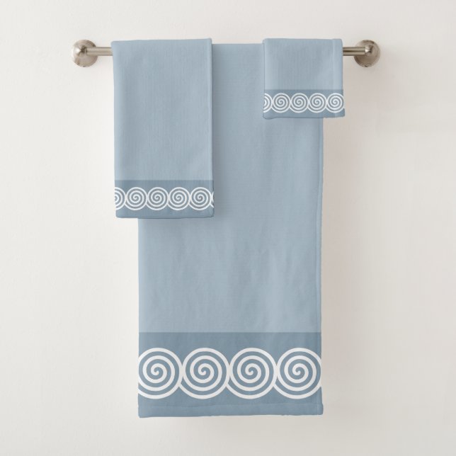 Cercles de spirale abstraits sur serviette de bain (En situation)