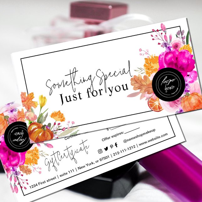 Certificat cadeau de Citrouille Fleur sauvage colo (Colorful Wildflower Pumpkin Gift Certificate. This design features an arrangement of watercolor flow)