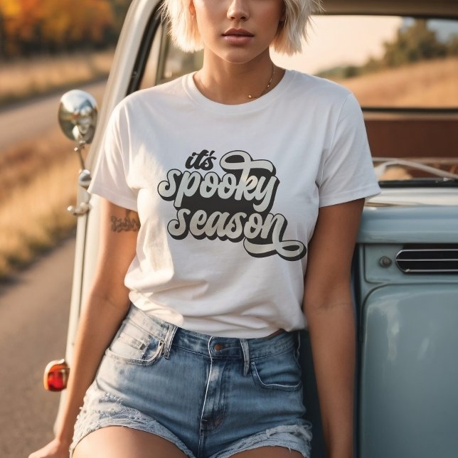 C'est Éffrayante saison Style rétro T-shirt person (Créateur téléchargé)