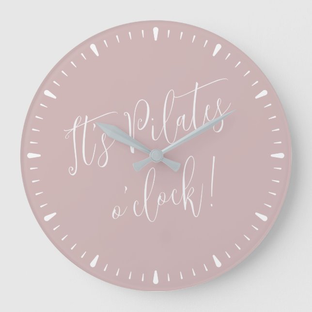 C'est Pilates O' Horloge amusant Pink Script Horlo (Recto)