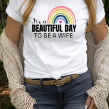 C'est une belle femme de jour Rainbow T-Shirt