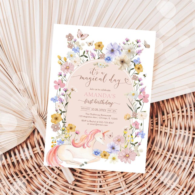 C'est une invitation d'anniversaire de fleur sauva (Créateur téléchargé)