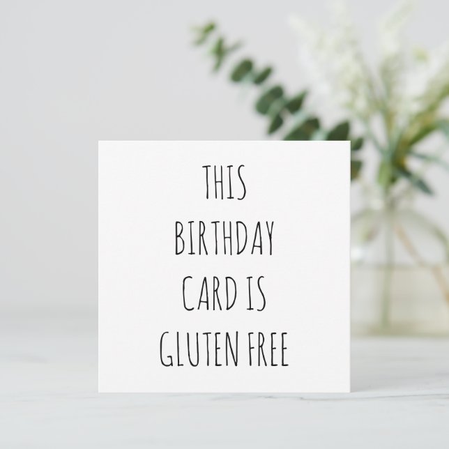 CETTE CARTE D'ANNIVERSAIRE EST SANS GLUTEN (Debout devant)
