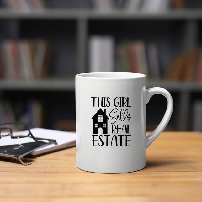 Cette Fille Vend De La Mug Immobilier (Créateur téléchargé)