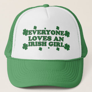 Chacun aime un casquette irlandais de fille