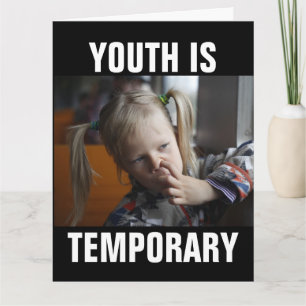 CHACUN DE NEZ FUNNY PRENANT DES CARTES D'ANNIVERSA