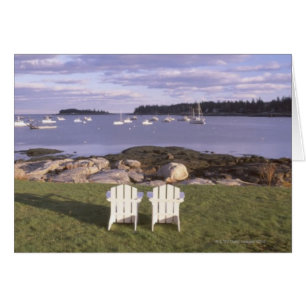 Chaises de pelouse au village de homard