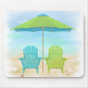Chaises de plage, parapluie, tapis de souris de
