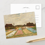 Champs de bulles | Vincent Van Gogh Carte postale<br><div class="desc">Bulb Fields (1883) ou Flower Beds in Holland par l'artiste post-impressionniste néerlandais Vincent Van Gogh. L'oeuvre originale est une huile sur toile. Il s'agit de l'une des premières peintures paysagères de Van Gogh représentant une vue panoramique des champs de tulipes en fleurs. Utilisez les outils de conception pour ajouter du...</div>