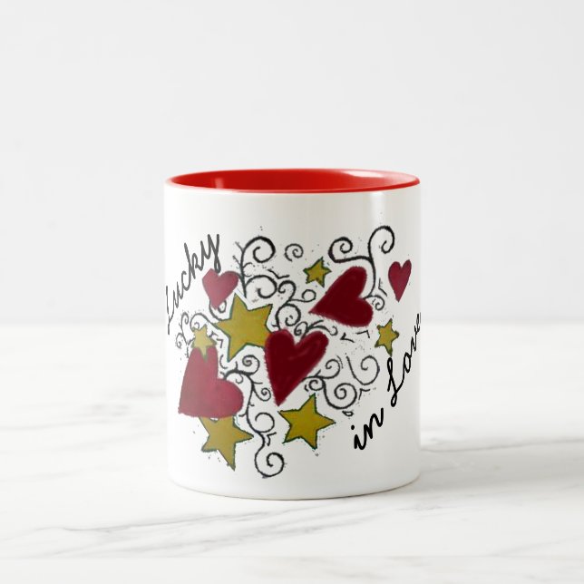 chanceux en amour Coeurs et étoiles Mug de la Sain (Centre)