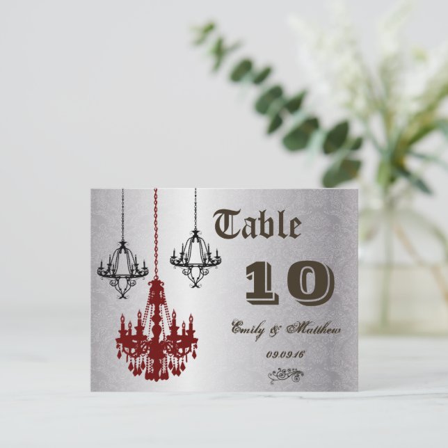 Chandelier rouge et noir Numéro de table (Debout devant)