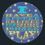 Chanukah Stickers "Dreidel Play/Gold, Blue" rond<br><div class="desc">Chanukah/Hanoukka "J'Ai Un Petit Dreidel Maintenant Dreidel Je Jouerai/Or, Bleu" Stickers Tour. Amusez-vous à utiliser ces autocollants comme garnitures de gâteau, préférez les fermetures de sacs, ou n'importe quel rocher vos festivités! L'arrière - plan peut être changé en choisissant parmi une grande sélection de couleurs. Merci de vous être arrêté...</div>