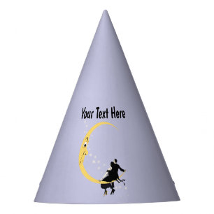 Chapeaux De Fètes Couple assis sur le croissant jaune Lune visage en