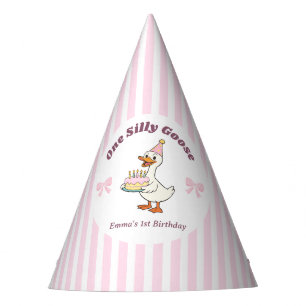 Chapeaux De Fètes Fête d'anniversaire d'une fille de 1 an avec un ru