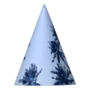 Chapeaux De Fètes Hauts palmiers, ciel bleu clair.