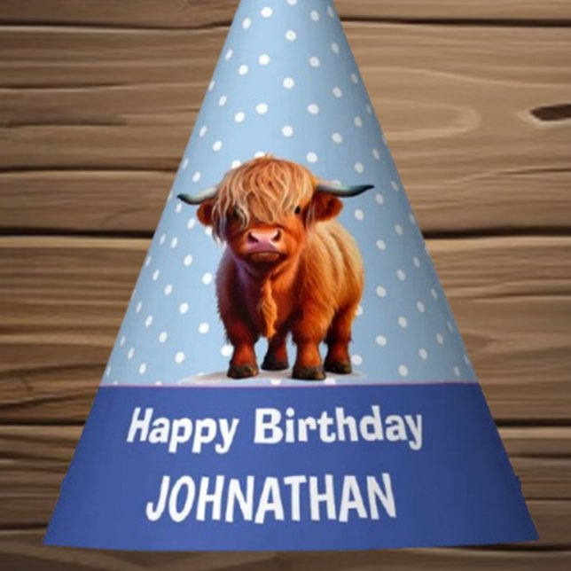 Chapeaux De Fètes Highland Cow heureux anniversaire Blue Party Casqu (Celebrate with a smile! Send warm birthday wishes featuring a charming Highland Cow in a blue party )
