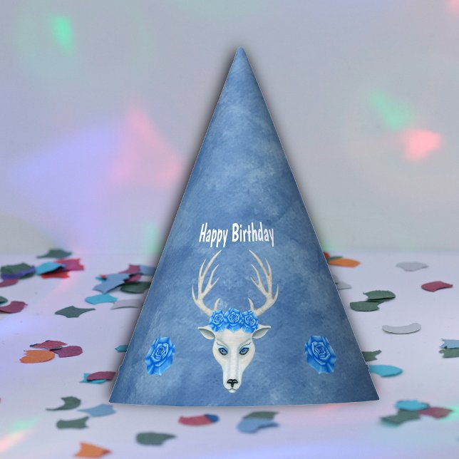 Chapeaux De Fètes Imaginaire Blanc Tête de Cerf Antlers Bleu Roses (White fantasy deer head big antlers with blue roses on blue Happy Birthday paper party hat.)