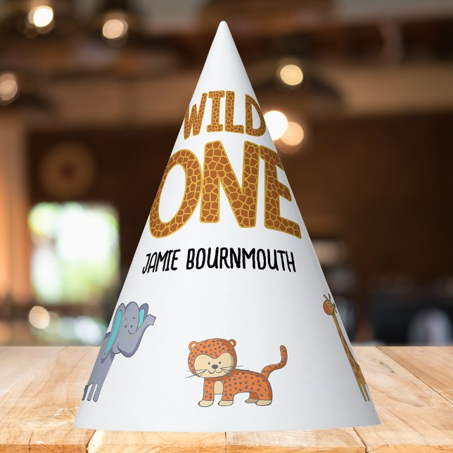 Chapeaux De Fètes Wild One Safari Theme Boys 1er Anniversaire (Wild one 1st birthday party hat with jungle safari theme.)