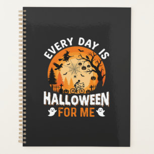 Chaque Jour Est Halloween Vintage T Shirt Design
