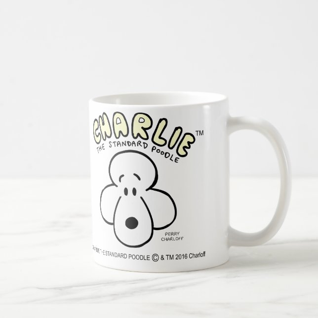 Charlie la tasse de caniche standard (Droite)