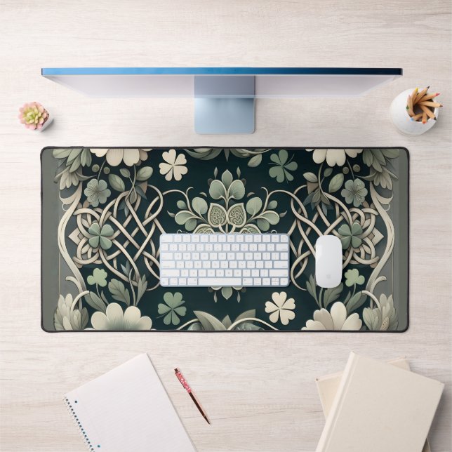 Charme floral du trèfle celtique (Bureau 1)