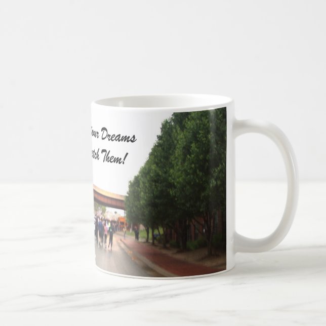 Chasing Dreams Mug (Droite)