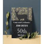 Chasse Camo Anniversaire Fête Invitations hommes<br><div class="desc">Ces invitations sont une façon d'invitation vos invités à une fête d'anniversaire célébrant l'homme qui aime chasser les cerfs. Les invitations sont recto verso,  le verso incluant toutes les infos de la fête. Customisez ces invitations pour répondre à vos besoins.</div>