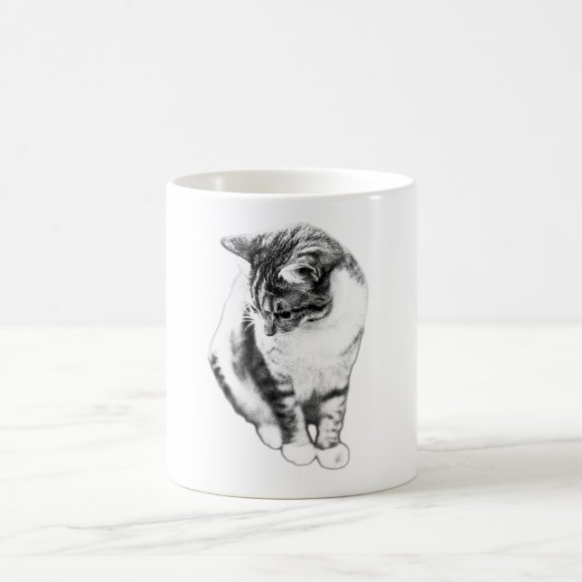 Chat Calme Vue Vers Le Bas Portrait Mug (Centre)