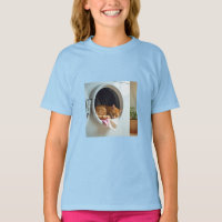 Chat couchage en lave-linge t-shirt