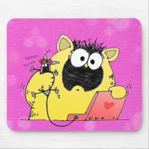 Chat et tapis de souris hilares