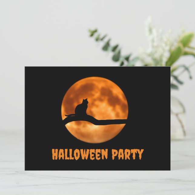 Chat noir sous Orange Lune Halloween Invitation (Debout devant)