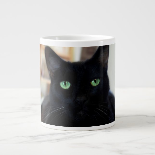 Chat noir - yeux verts - tasse (Devant)