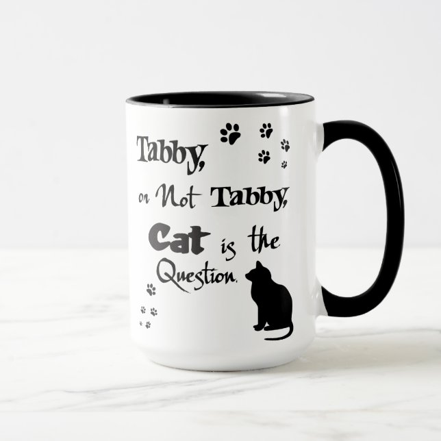Chat tigré ou tasse non tigrée d'amoureux des (Droite)