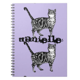 Chat tigré rayé Carnet de nom de filles mignonnes