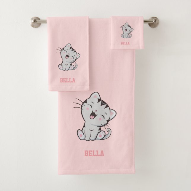 Chat tigré & Texte de nom sur fond rose clair (En situation)