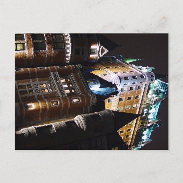Château Frontenac Éclairé La Nuit Carte Postale (Devant)