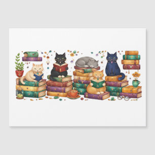 Chats lisant des livres Scène de bibliothèque cosy